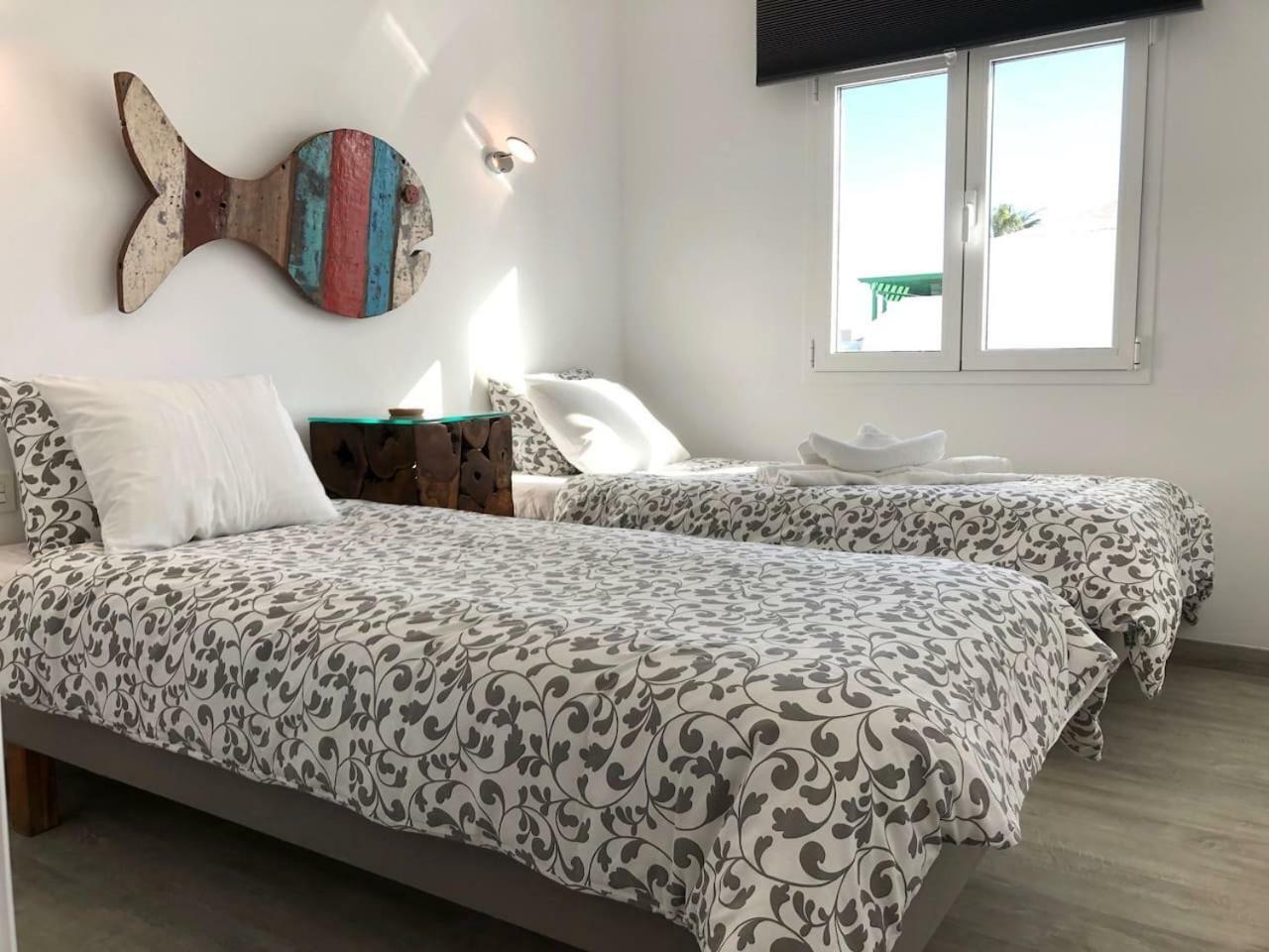 Apartamento Sea Breeze With Shared Pool And Near The Beach Costa Teguise Exterior foto