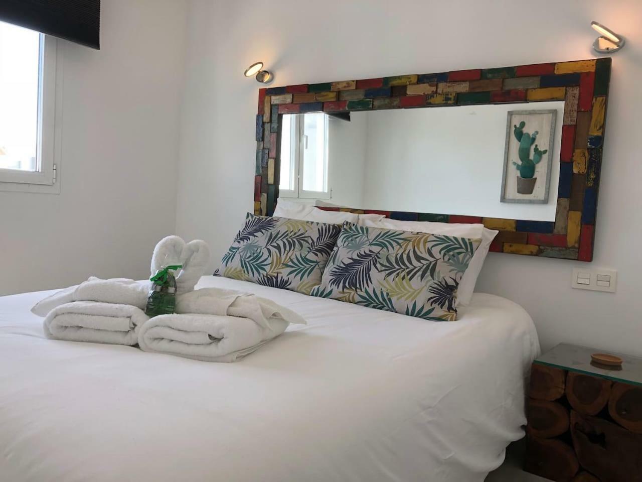 Apartamento Sea Breeze With Shared Pool And Near The Beach Costa Teguise Exterior foto
